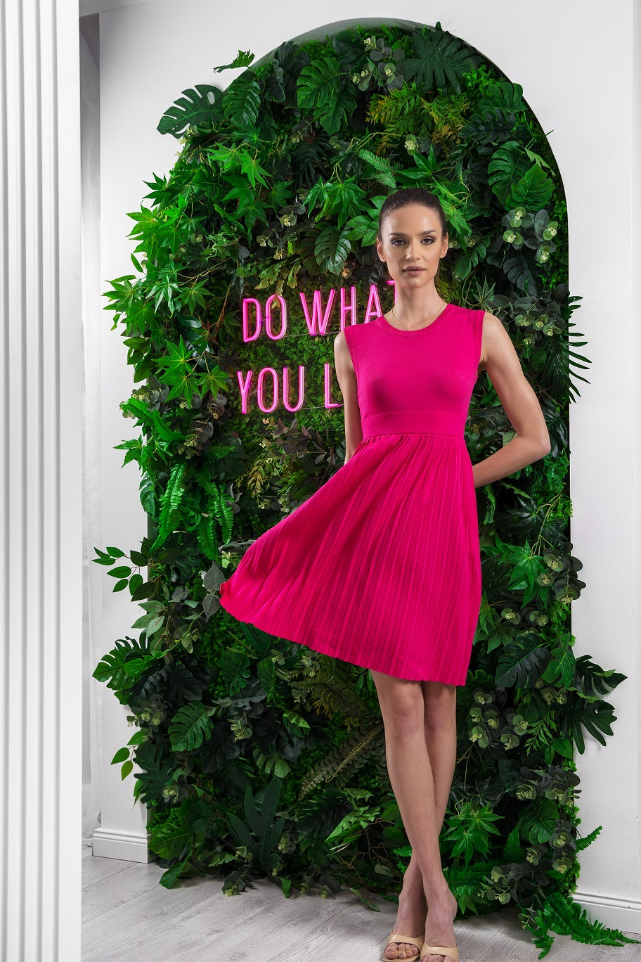 Sustainable Pleated Dress Pink